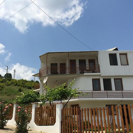 Petrovi Guest House Obzor Zewnętrze zdjęcie