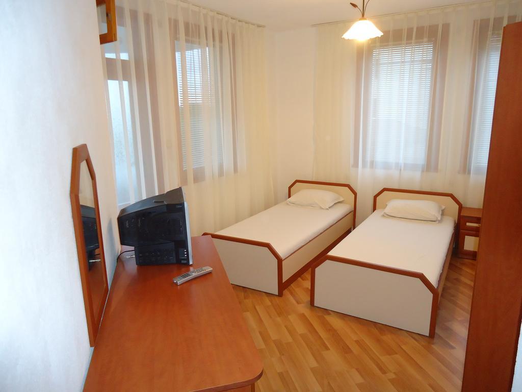Petrovi Guest House Obzor Pokój zdjęcie