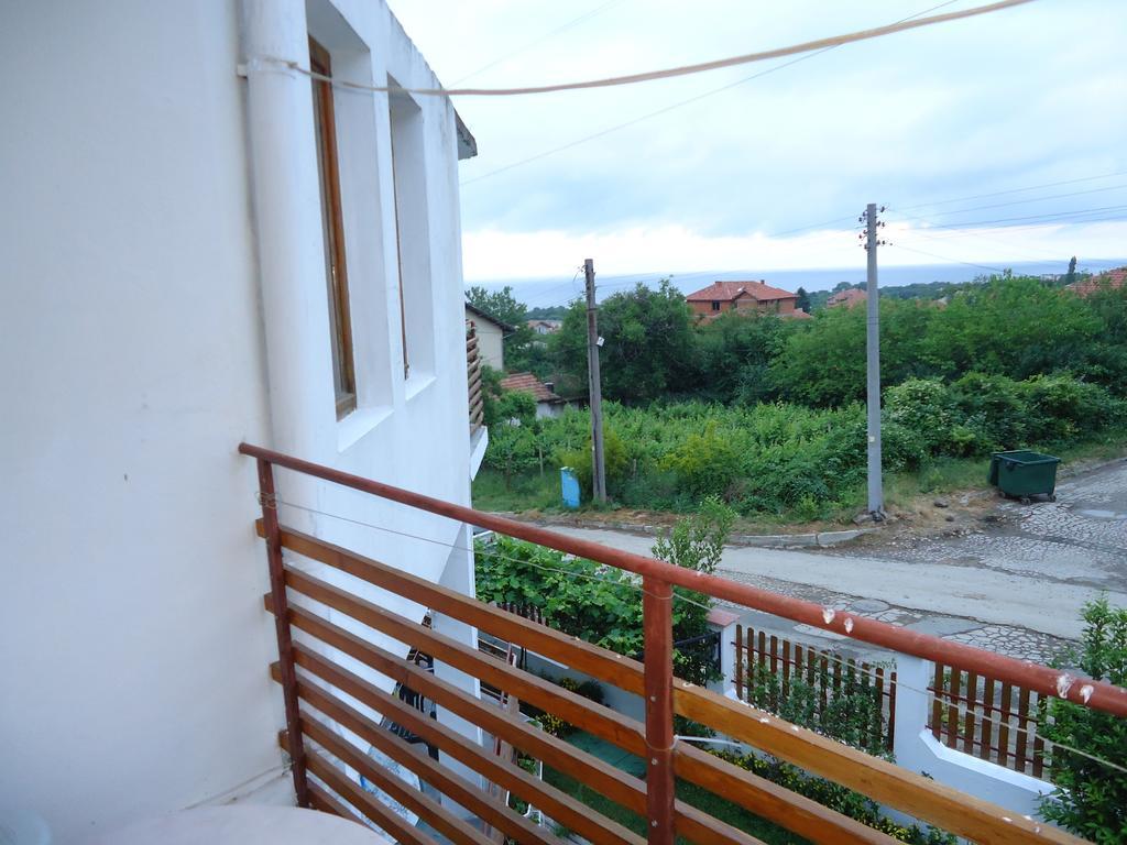Petrovi Guest House Obzor Pokój zdjęcie